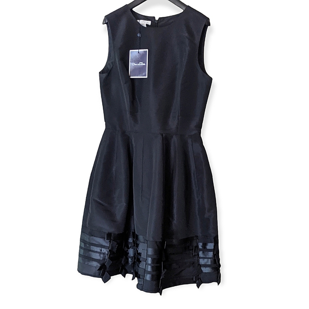 Oscar De La Renta Silk fit & flare A-line Ruffle Black Dress NWT Size 10